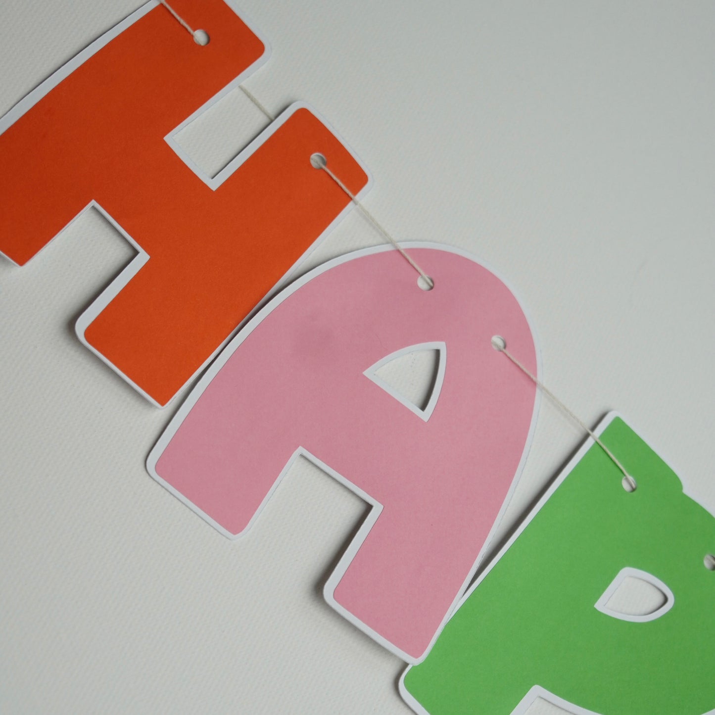 "Happy Birthday" Girlande in pastell