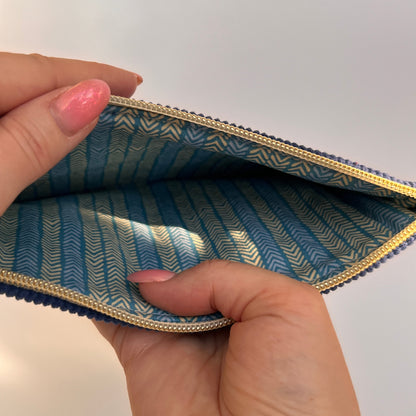 bestickte Kosmetiktasche "LOVE"